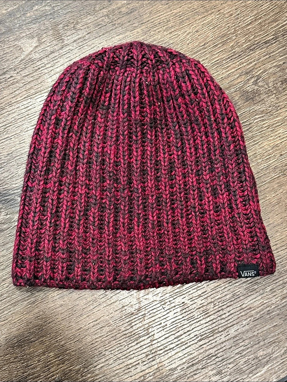 Vans Core Basic Cuff Beanie in Pink & Black